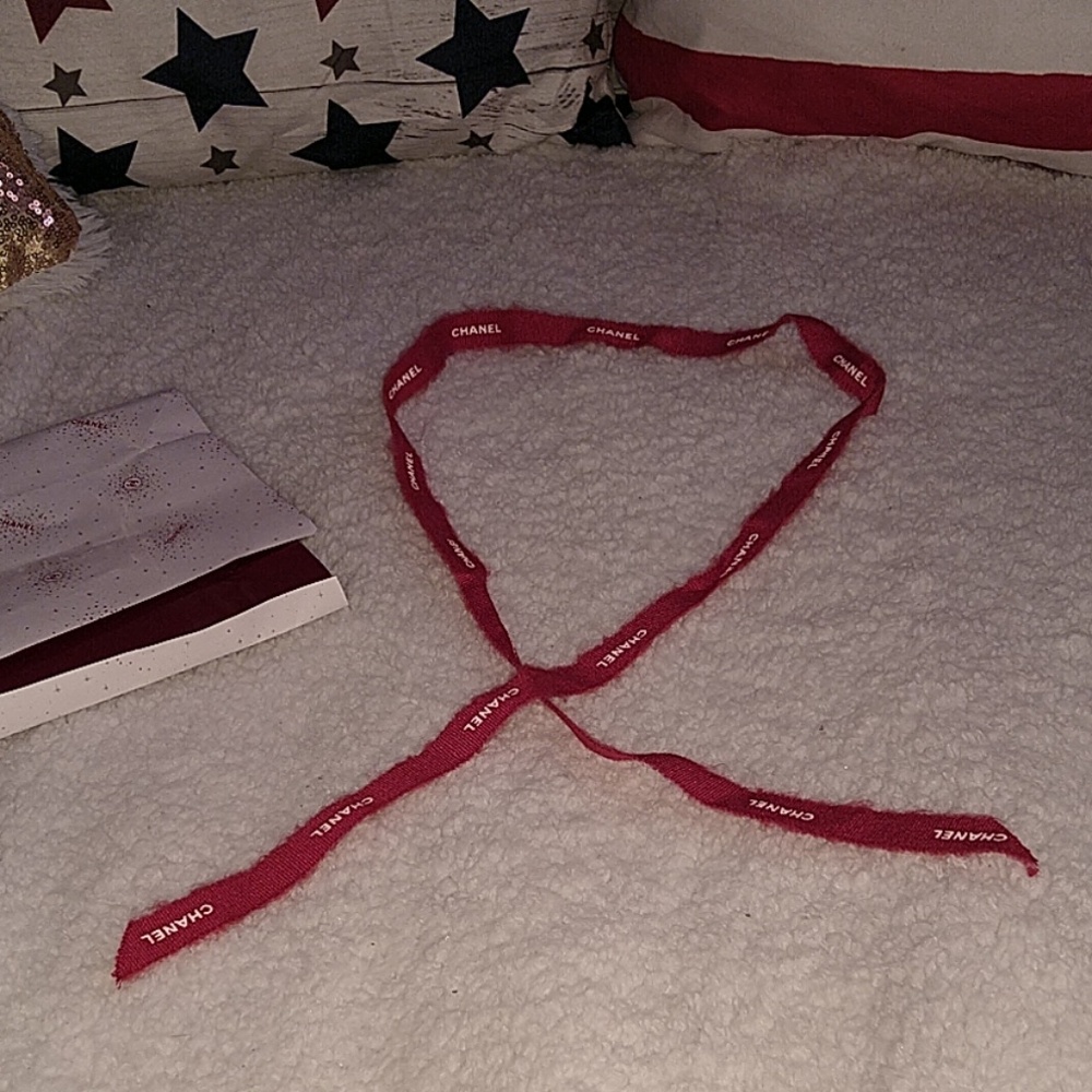 Chanel wrapping  paper and ribbon originals